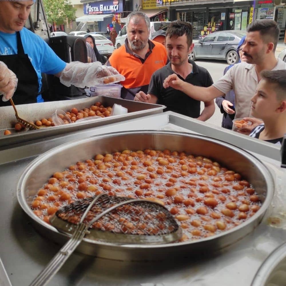 olmus biri icun ne zaman tatli dagitilir