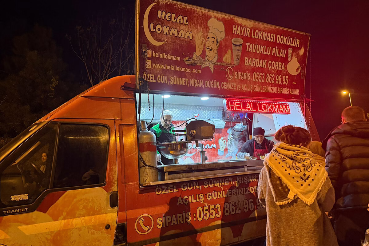 Esenyurt Hayır Lokması Dağıtımı Esenyurt hayır lokması dağıtımı